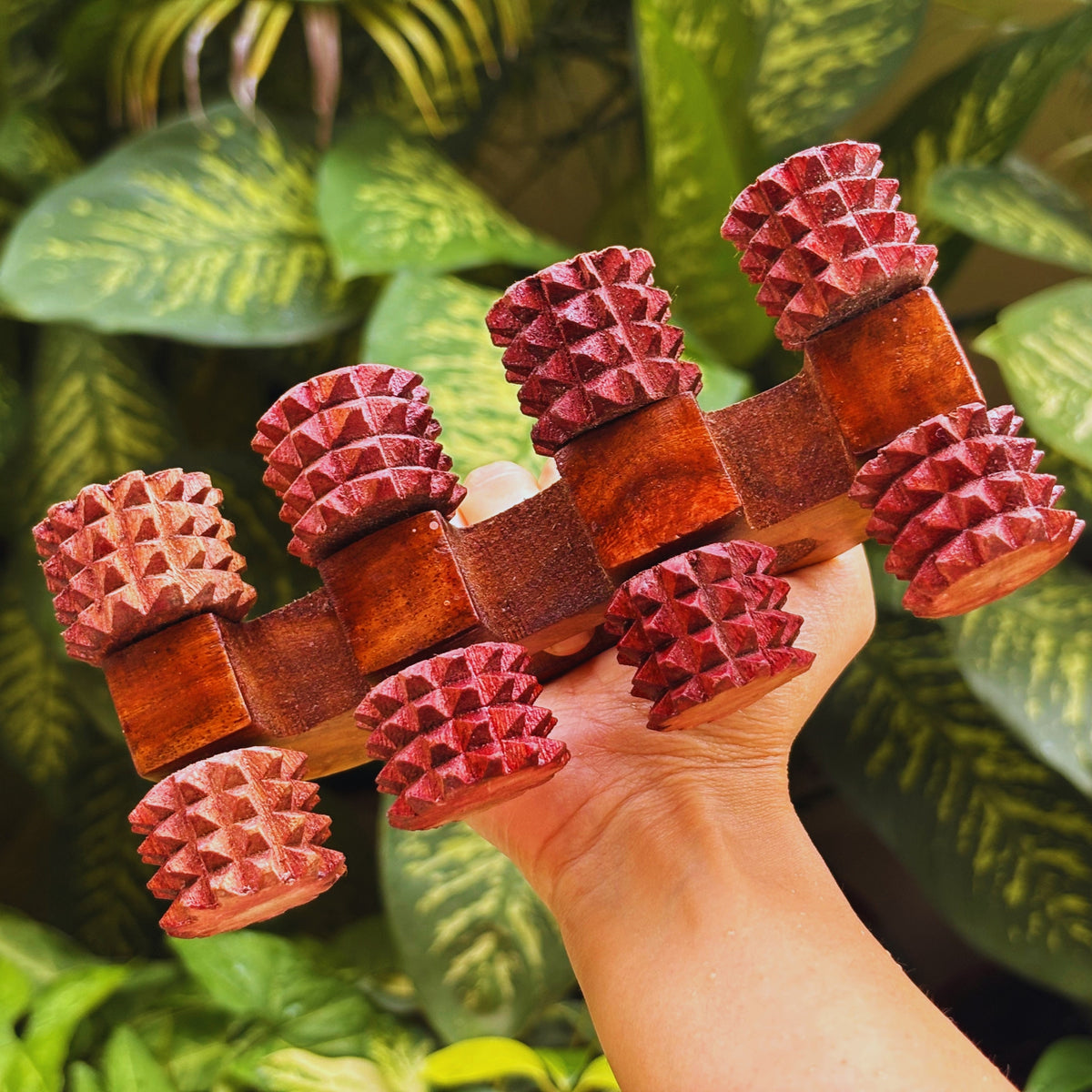 Handheld wooden deep tissue massager