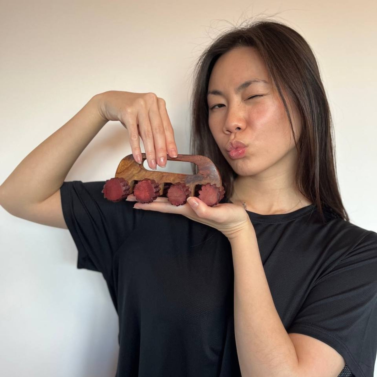 Handheld wooden deep tissue massager