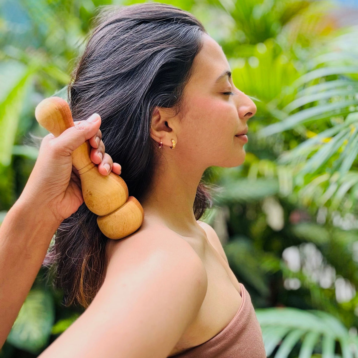 Wooden arbor massage tool