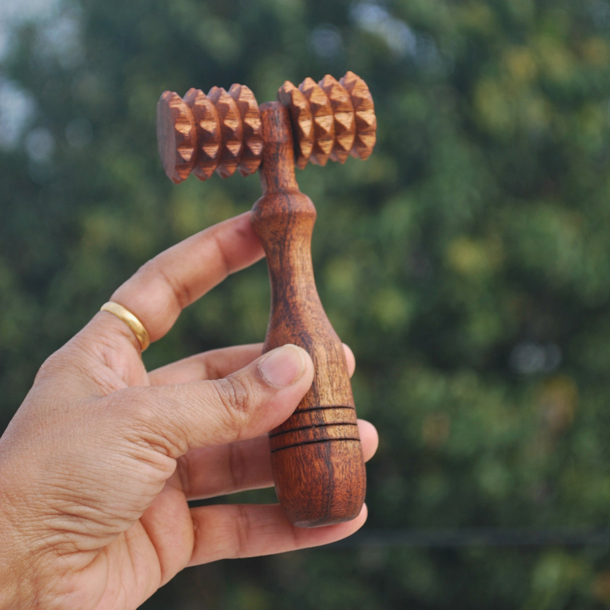 Wooden deep tissue massage roller