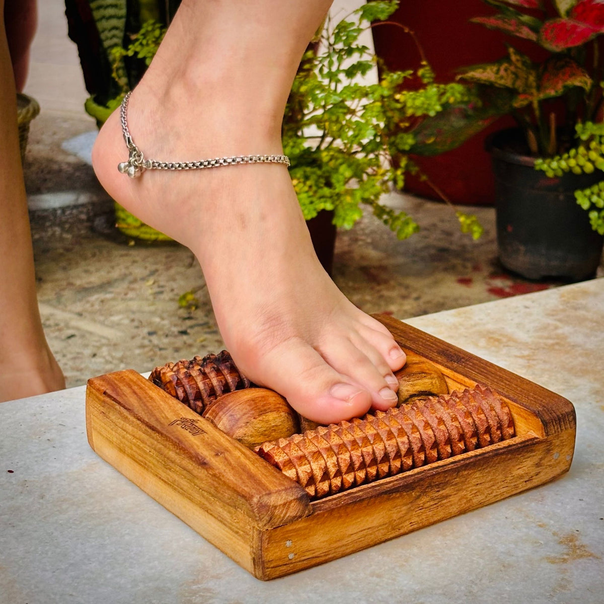 Wooden Feet Reflexology Roller